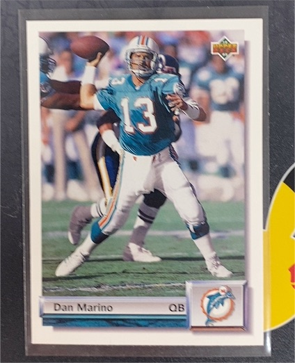 1992 Upper Deck #G45 Dan Marino — front