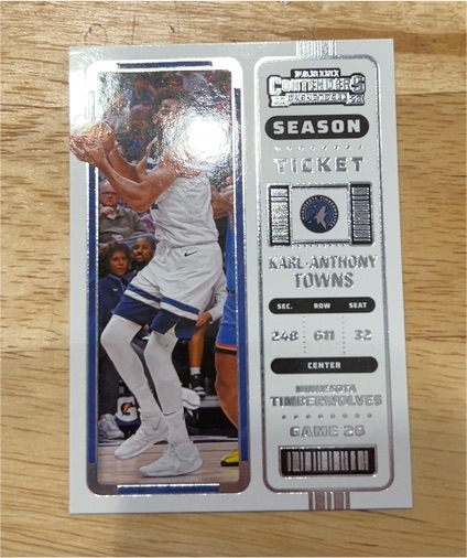 2022-23 Panini Contenders Season Ticket #20 Karl-Anthony Towns — front