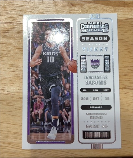 2022-23 Panini Contenders Season Ticket #10 Domantas Sabonis — front