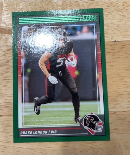 2024 Panini Score #15 Drake London — front