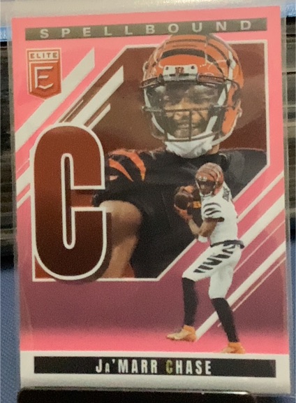2025 Panini Donruss Elite #15 Ja'Marr Chase Spellbound Pink — front