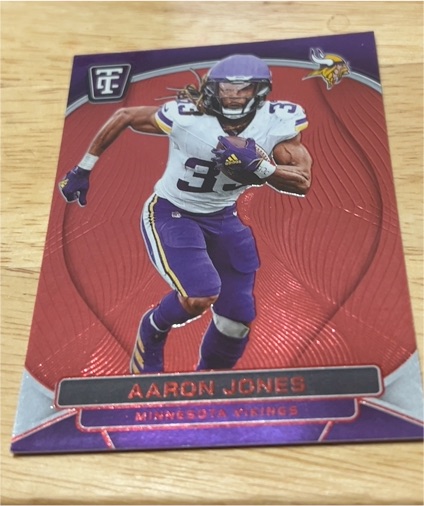 2024 Panini Totally Certified #33 Aaron Jones — front