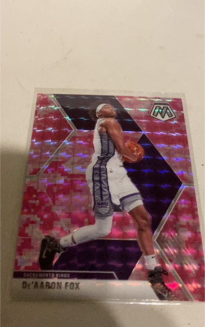 2019-20 Panini Mosaic #10 De'Aaron Fox — front