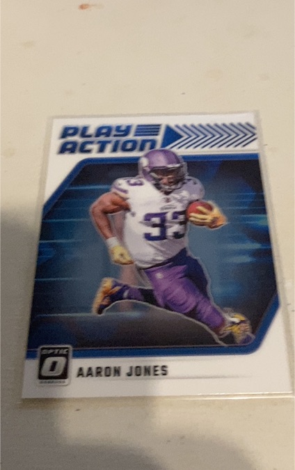 2024 Panini Donruss Optic #12 Aaron Jones Play Action — front