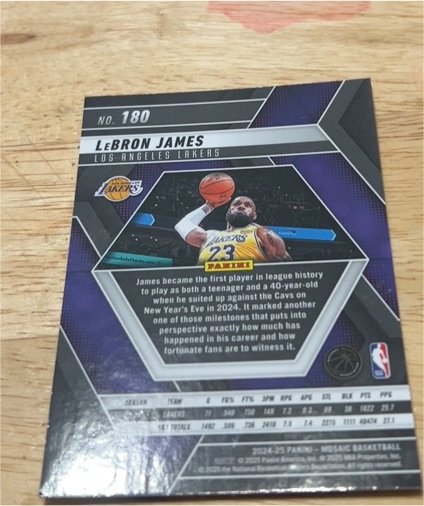 2024-25 Panini Mosaic #180 LeBron James — front