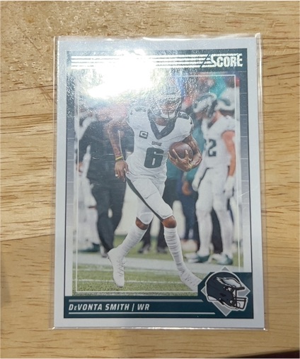2024 Panini Score #229 DeVonta Smith — front