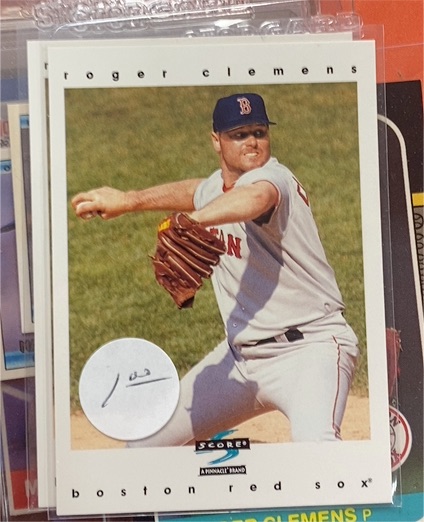 1997 Score #16 Roger Clemens — front