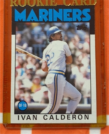1986 Topps #382 Ivan Calderon — front