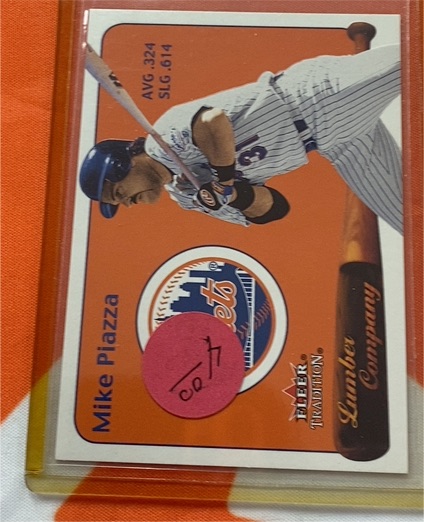 2001 Fleer Tradition Lumber Company #LC18 Mike Piazza — front