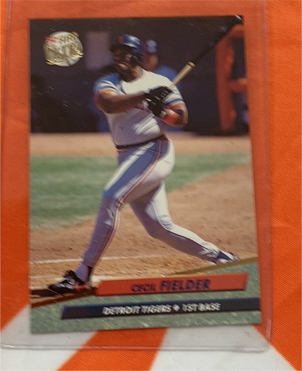 1992 Fleer Ultra #59 Cecil Fielder — front