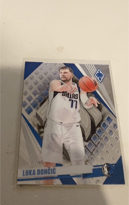 2023-24 Panini Phoenix #157 Luka Dončić — front