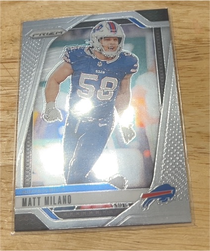 2024 Panini Prizm #33 Matt Milano — front