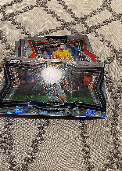 2024-25 Panini Select FIFA Field Level Lionel Messi — front