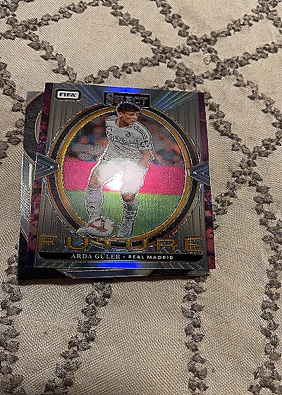 2024-25 Panini Select FIFA #18 Arda Güler Future Silver Prizm — front