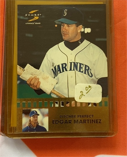1998 Score Pitcher Perfect #4 Edgar Martinez — front