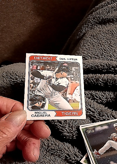 1974 Topps #191 Miguel Cabrera — front