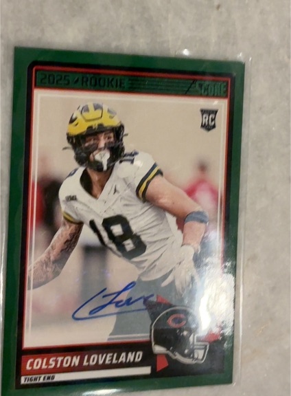 2025 Panini Score #31 Colston Loveland Rookie Auto Green Parallel — front