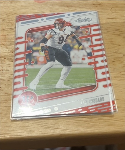 2024 Panini Absolute Football #21 Sam Hubbard — front