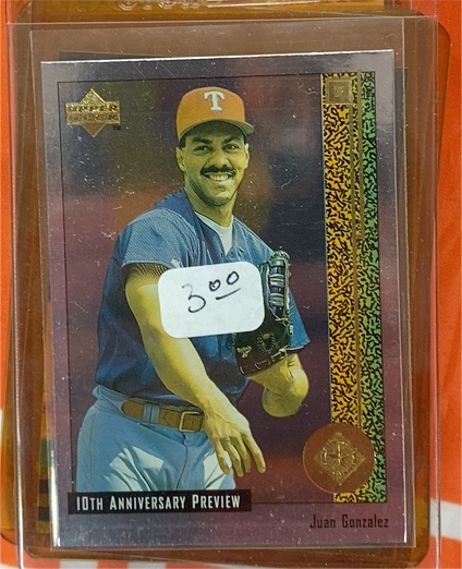 1998 Upper Deck 10th Anniversary Preview #41 Juan Gonzalez — front