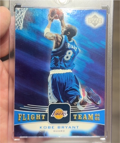 2004-05 Upper Deck Flight Team #FT6 Kobe Bryant — front
