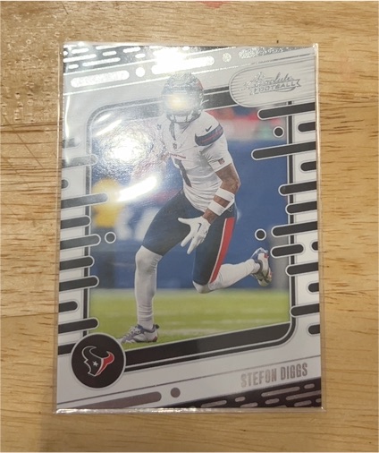 2024 Panini Absolute #42 Stefon Diggs — front