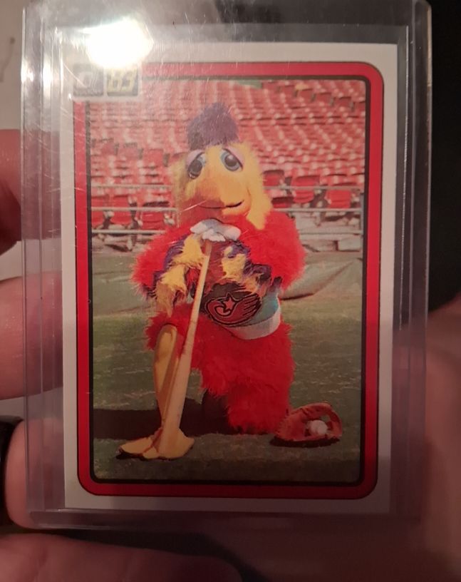 1983 Donruss #645 The Chicken San Diego Padres — front