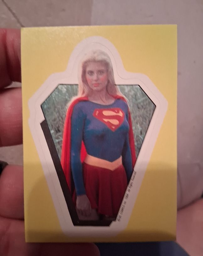1984 Topps Supergirl #32 — front