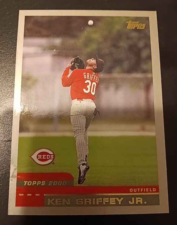 2000 Topps #400 Ken Griffey Jr. — front