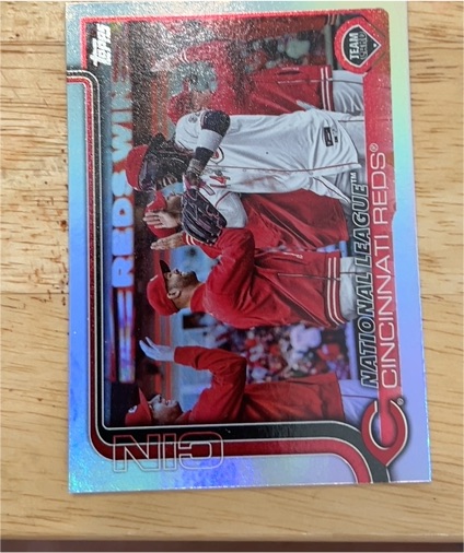 2025 Topps Series 1 #99 Cincinnati Reds Elly De La Cruz — front
