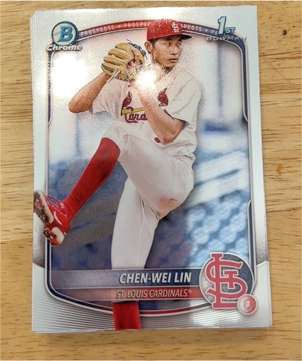 2025 Bowman Chrome #BCP-141 Chen-Wei Lin — front