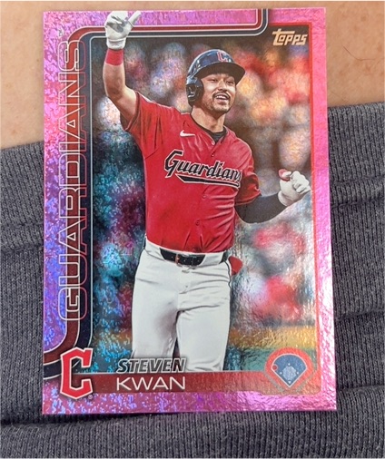 2025 Topps Series 2 Pink Holo Foil #202 Steven Kwan — front