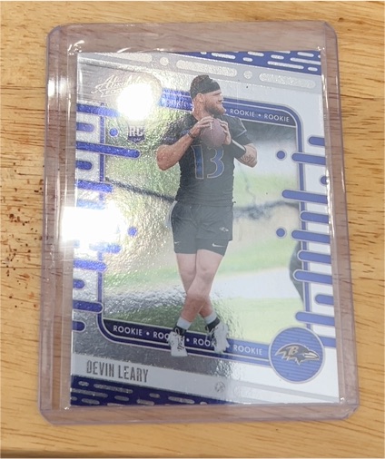 2024 Panini Absolute #198 Devin Leary — front