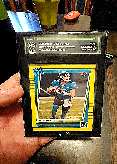 2021 Donruss #251 Trevor Lawrence — front