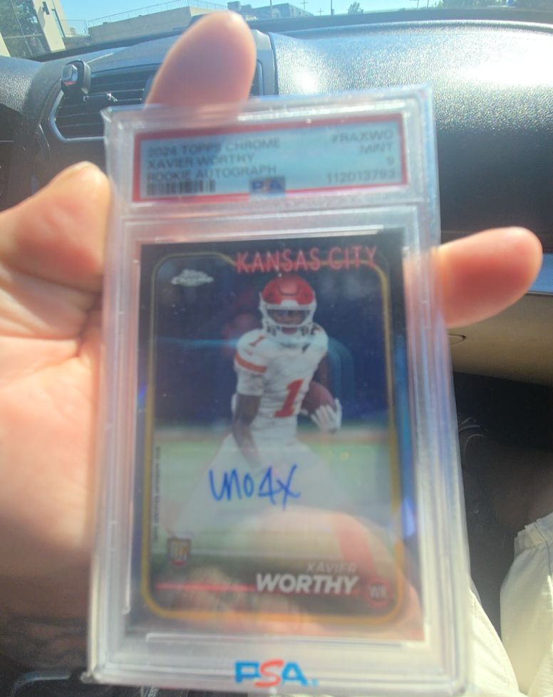 2024 Topps Chrome #RAXWO Xavier Worthy Rookie Autograph — front