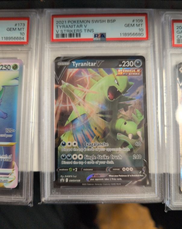 2021 Pokémon SWSH BSP #109 Tyranitar V — front