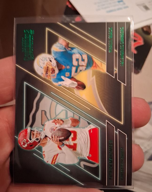 2022 Panini Contenders Contenders Series #CS-MM Patrick Mahomes II / Khalil Mack — front