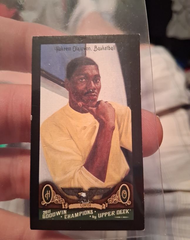 2011 Upper Deck Goodwin Champions Mini #35 Hakeem Olajuwon — front