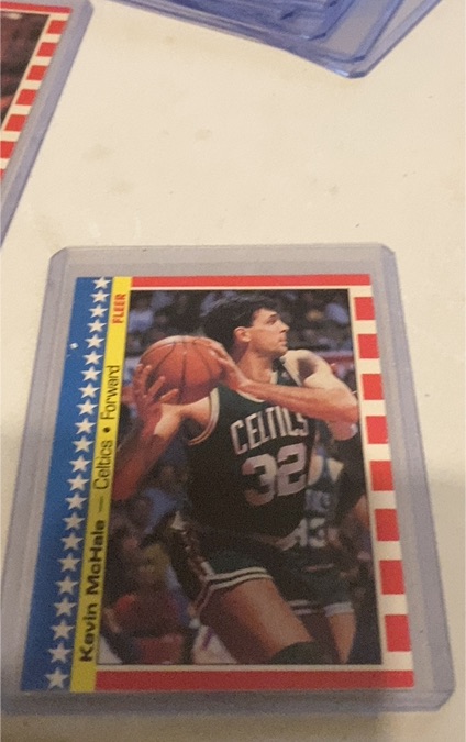 1987-88 Fleer #5 Kevin McHale Sticker — front