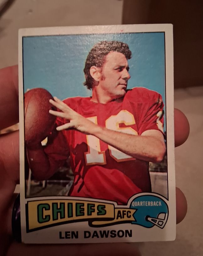 1975 Topps #120 Len Dawson — front