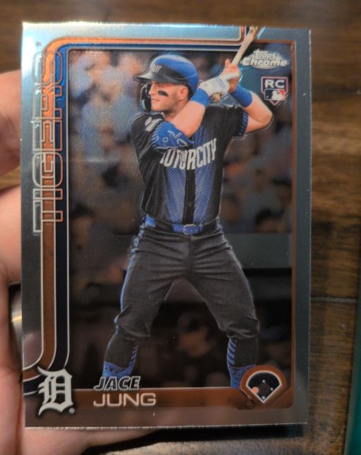 2025 Topps Chrome #225 Jace Jung — front