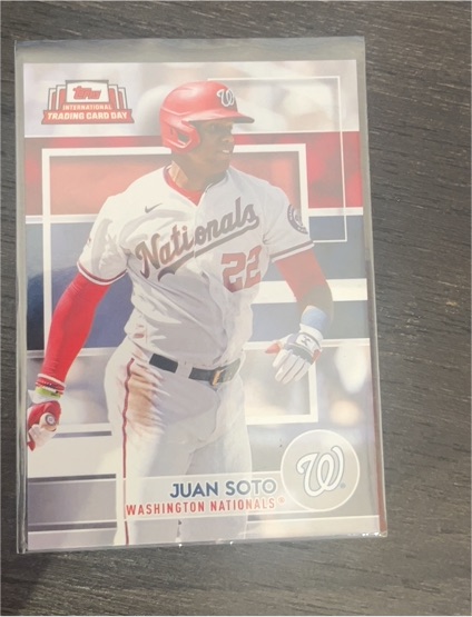 2022 Topps International Trading Card Day #NTCD-30 Juan Soto — front