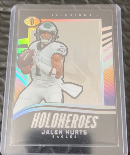 2023 Panini Illusions Holoheroes Jalen Hurts — front