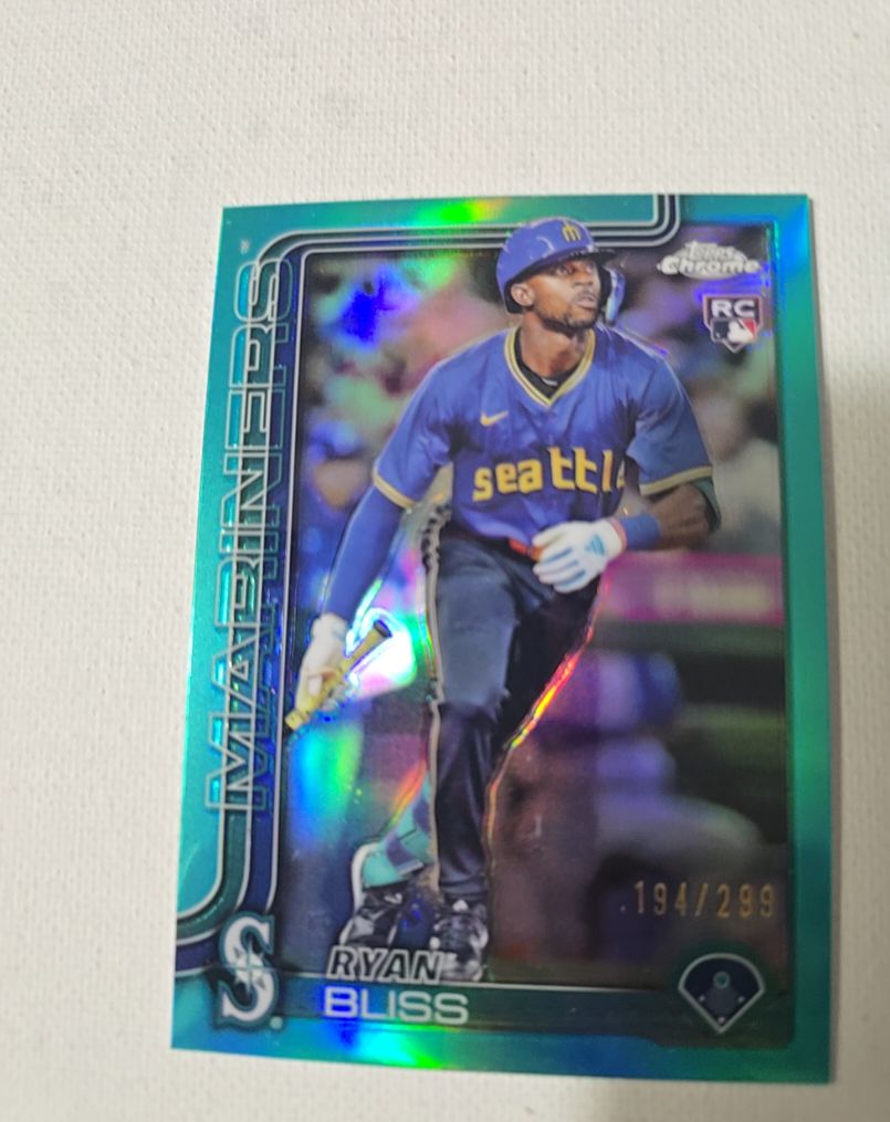 2025 Topps Chrome #37 Ryan Bliss — front