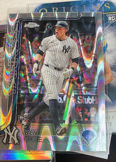 2025 Topps Chrome #139 Ben Rice RayWave Refractor Rookie Card — front