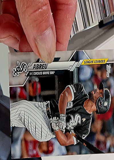 2023 Topps #105 José Abreu — front