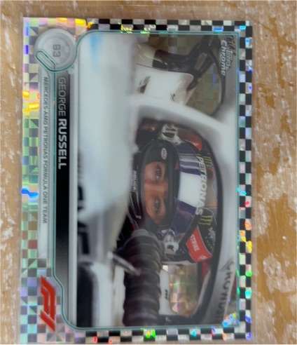 2022 Topps Chrome Formula 1 #19 George Russell — front
