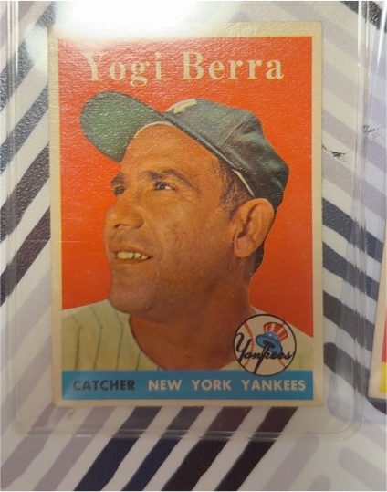 1958 Topps #370 Yogi Berra — front