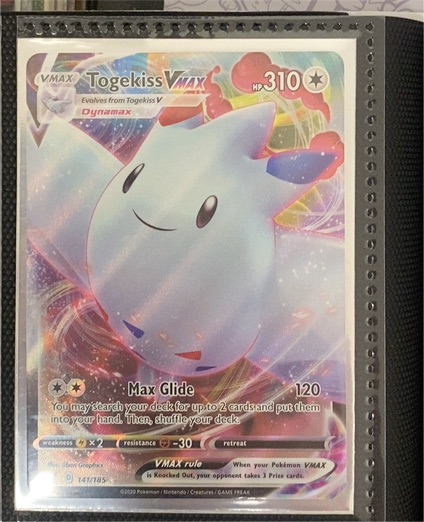 2020 Pokémon SWSH Vivid Voltage #141 Togekiss VMAX — front