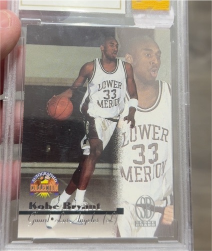 1996 Score Board Autographed Collection #13 Kobe Bryant — front