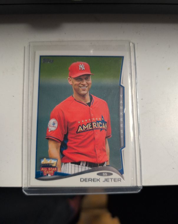 2014 Topps Update #US2 Derek Jeter — front